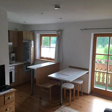 Im Alpengaestehaus Marzoll - *