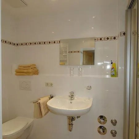 Appartement Im Alpengaestehaus Marzoll - Bad Reichenhall, Adults Only, Keine Haustiere Bad Reichenhall